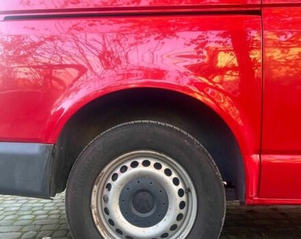 Красный Фольксваген Transporter, объемом двигателя 1.9 л и пробегом 334 тыс. км за 7200 $, фото 5 на Automoto.ua