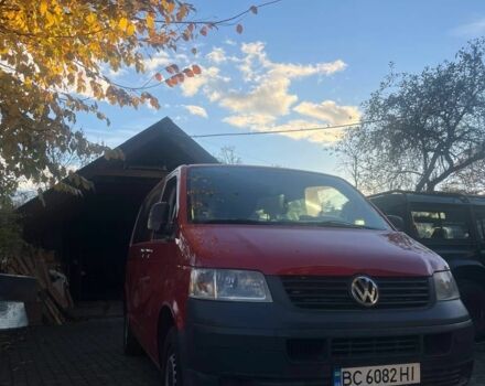 Красный Фольксваген Transporter, объемом двигателя 1.9 л и пробегом 334 тыс. км за 7200 $, фото 1 на Automoto.ua