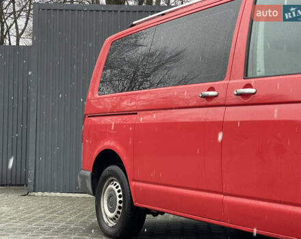 Красный Фольксваген Transporter, объемом двигателя 1.9 л и пробегом 335 тыс. км за 7899 $, фото 43 на Automoto.ua