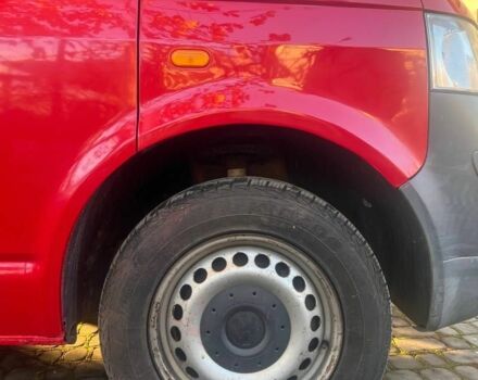 Красный Фольксваген Transporter, объемом двигателя 1.9 л и пробегом 334 тыс. км за 7200 $, фото 4 на Automoto.ua