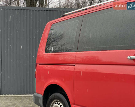 Красный Фольксваген Transporter, объемом двигателя 1.9 л и пробегом 335 тыс. км за 7899 $, фото 44 на Automoto.ua