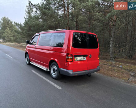 Красный Фольксваген Transporter, объемом двигателя 1.98 л и пробегом 259 тыс. км за 8500 $, фото 2 на Automoto.ua