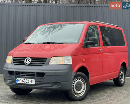 Красный Фольксваген Transporter, объемом двигателя 1.9 л и пробегом 335 тыс. км за 7899 $, фото 2 на Automoto.ua