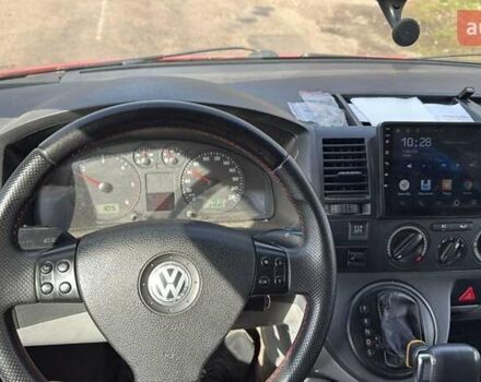 Красный Фольксваген Transporter, объемом двигателя 2.5 л и пробегом 430 тыс. км за 7900 $, фото 1 на Automoto.ua