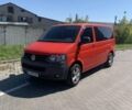 Красный Фольксваген Transporter, объемом двигателя 2 л и пробегом 300 тыс. км за 9350 $, фото 1 на Automoto.ua