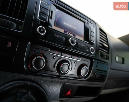 Красный Фольксваген Transporter, объемом двигателя 1.97 л и пробегом 470 тыс. км за 12900 $, фото 64 на Automoto.ua