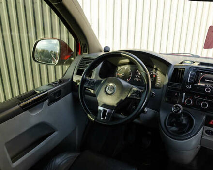 Красный Фольксваген Transporter, объемом двигателя 1.97 л и пробегом 470 тыс. км за 12900 $, фото 56 на Automoto.ua