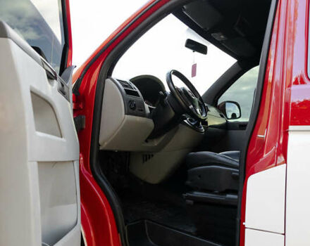 Красный Фольксваген Transporter, объемом двигателя 1.97 л и пробегом 470 тыс. км за 12900 $, фото 47 на Automoto.ua