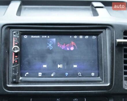 Красный Фольксваген Transporter, объемом двигателя 1.97 л и пробегом 446 тыс. км за 12100 $, фото 14 на Automoto.ua