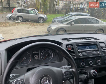 Червоний Фольксваген Transporter, об'ємом двигуна 1.97 л та пробігом 203 тис. км за 13500 $, фото 9 на Automoto.ua