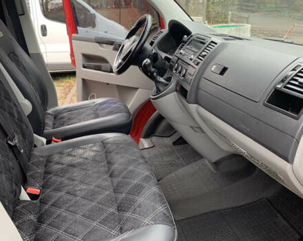 Червоний Фольксваген Transporter, об'ємом двигуна 1.97 л та пробігом 203 тис. км за 13500 $, фото 13 на Automoto.ua