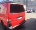 Красный Фольксваген Transporter, объемом двигателя 2 л и пробегом 301 тыс. км за 12700 $, фото 7 на Automoto.ua