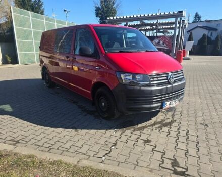 Красный Фольксваген Transporter, объемом двигателя 2 л и пробегом 146 тыс. км за 10000 $, фото 1 на Automoto.ua