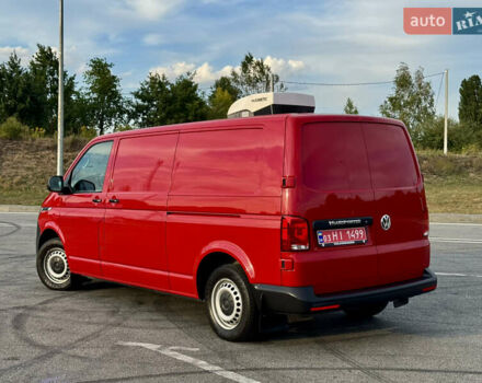 Червоний Фольксваген Transporter, об'ємом двигуна 2 л та пробігом 219 тис. км за 26550 $, фото 4 на Automoto.ua