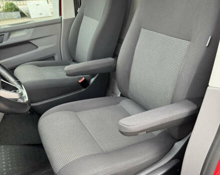 Червоний Фольксваген Transporter, об'ємом двигуна 2 л та пробігом 219 тис. км за 26550 $, фото 27 на Automoto.ua