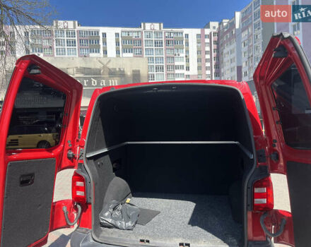 Червоний Фольксваген Transporter, об'ємом двигуна 2 л та пробігом 220 тис. км за 24500 $, фото 12 на Automoto.ua