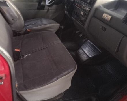 Червоний Фольксваген Transporter, об'ємом двигуна 1.9 л та пробігом 450 тис. км за 4100 $, фото 9 на Automoto.ua