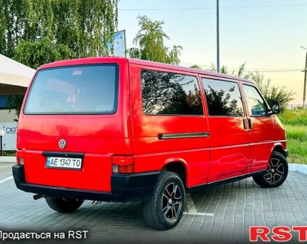Червоний Фольксваген Transporter, об'ємом двигуна 2.4 л та пробігом 290 тис. км за 3450 $, фото 3 на Automoto.ua
