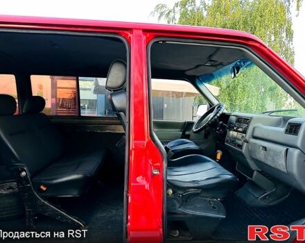 Червоний Фольксваген Transporter, об'ємом двигуна 2.4 л та пробігом 290 тис. км за 3450 $, фото 12 на Automoto.ua