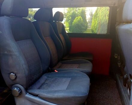 Червоний Фольксваген Transporter, об'ємом двигуна 1.9 л та пробігом 408 тис. км за 5000 $, фото 4 на Automoto.ua