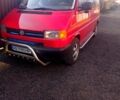 Красный Фольксваген Transporter, объемом двигателя 2.4 л и пробегом 0 тыс. км за 5500 $, фото 1 на Automoto.ua