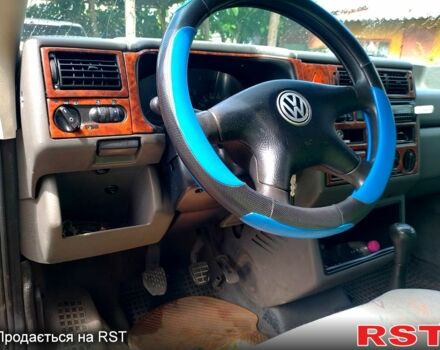 Червоний Фольксваген Transporter, об'ємом двигуна 1.9 л та пробігом 360 тис. км за 5200 $, фото 9 на Automoto.ua