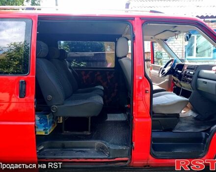 Червоний Фольксваген Transporter, об'ємом двигуна 1.9 л та пробігом 360 тис. км за 5200 $, фото 4 на Automoto.ua