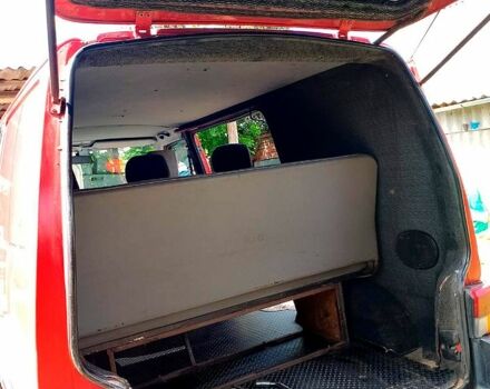 Червоний Фольксваген Transporter, об'ємом двигуна 1.9 л та пробігом 360 тис. км за 5200 $, фото 7 на Automoto.ua