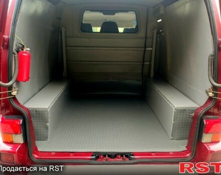 Красный Фольксваген Transporter, объемом двигателя 2.5 л и пробегом 0 тыс. км за 8200 $, фото 3 на Automoto.ua