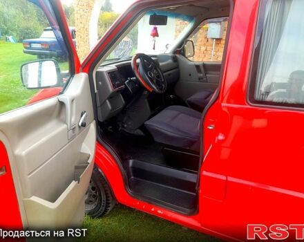 Фольксваген Transporter 2002 в Лановцах на Automoto.ua Красный Фольксваген Transporter, объемом двигателя 1.9 л и пробегом 360 тыс. км за 5200 $, фото 9 на Automoto.ua