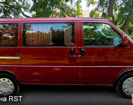 Фольксваген Transporter 2003 в Харькове на Automoto.ua Красный Фольксваген Transporter, объемом двигателя 2.5 л и пробегом 380 тыс. км за 7200 $, фото 6 на Automoto.ua