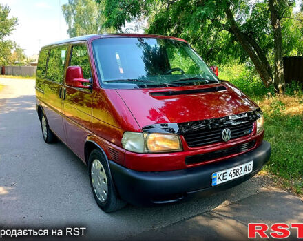 Фольксваген Transporter 2003 в Харькове на Automoto.ua Красный Фольксваген Transporter, объемом двигателя 2.5 л и пробегом 380 тыс. км за 7200 $, фото 2 на Automoto.ua