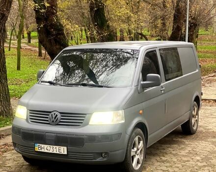 Красный Фольксваген Transporter, объемом двигателя 2.5 л и пробегом 300 тыс. км за 7500 $, фото 1 на Automoto.ua