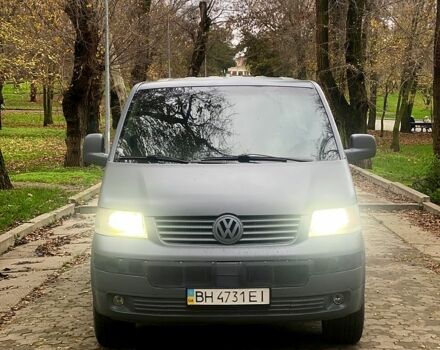 Красный Фольксваген Transporter, объемом двигателя 2.5 л и пробегом 300 тыс. км за 7500 $, фото 2 на Automoto.ua