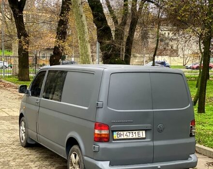 Красный Фольксваген Transporter, объемом двигателя 2.5 л и пробегом 300 тыс. км за 7500 $, фото 4 на Automoto.ua