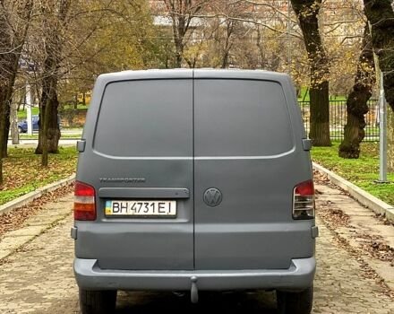 Красный Фольксваген Transporter, объемом двигателя 2.5 л и пробегом 300 тыс. км за 7500 $, фото 3 на Automoto.ua