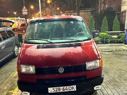 Красный Фольксваген Transporter, объемом двигателя 2.4 л и пробегом 414 тыс. км за 2355 $, фото 1 на Automoto.ua