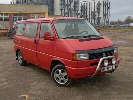 Красный Фольксваген Transporter, объемом двигателя 1.9 л и пробегом 500 тыс. км за 3300 $, фото 1 на Automoto.ua