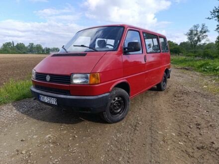 Фольксваген Transporter 1995 у Львові на Automoto.ua Червоний Фольксваген Transporter, об'ємом двигуна 2.4 л та пробігом 250 тис. км за 3900 $, фото 1 на Automoto.ua