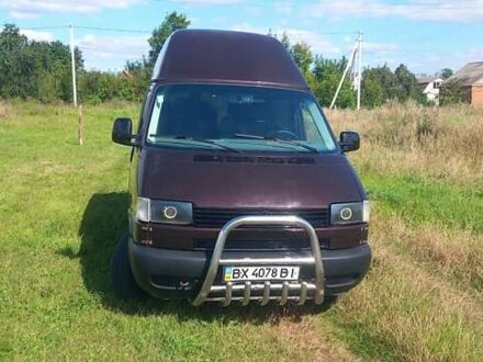 Фольксваген Transporter 1998 в Виннице на Automoto.ua Красный Фольксваген Transporter, объемом двигателя 2.5 л и пробегом 280 тыс. км за 6000 $, фото 1 на Automoto.ua