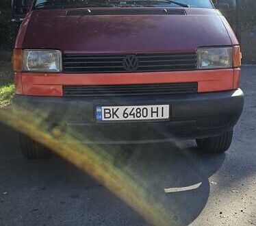 Фольксваген Transporter 1998 в Ровно на Automoto.ua Красный Фольксваген Transporter, объемом двигателя 2.37 л и пробегом 1 тыс. км за 3400 $, фото 1 на Automoto.ua