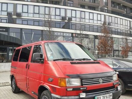 Фольксваген Transporter 1998 у Ужгороді на Automoto.ua Червоний Фольксваген Transporter, об'ємом двигуна 2.46 л та пробігом 605 тис. км за 4990 $, фото 1 на Automoto.ua