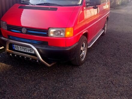Червоний Фольксваген Transporter, об'ємом двигуна 2.4 л та пробігом 0 тис. км за 5500 $, фото 1 на Automoto.ua
