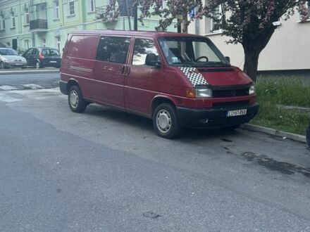 Фольксваген Transporter 2000 в Владимир-Волынский на Automoto.ua Красный Фольксваген Transporter, объемом двигателя 2.5 л и пробегом 430 тыс. км за 3400 $, фото 1 на Automoto.ua