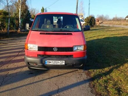 Красный Фольксваген Transporter, объемом двигателя 1.9 л и пробегом 353 тыс. км за 5500 $, фото 1 на Automoto.ua