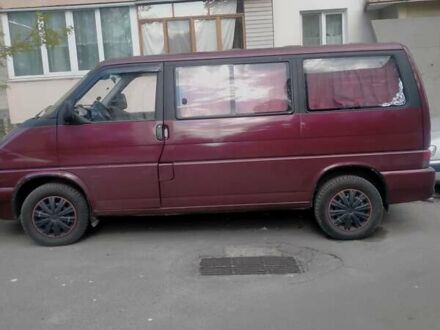 Фольксваген Transporter 2001 у Києві на Automoto.ua Червоний Фольксваген Transporter, об'ємом двигуна 1.97 л та пробігом 380 тис. км за 5800 $, фото 1 на Automoto.ua