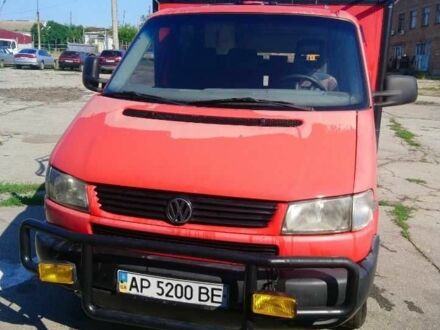 Фольксваген Transporter 2001 у Запоріжжя на Automoto.ua Червоний Фольксваген Transporter, об'ємом двигуна 2.5 л та пробігом 377 тис. км за 3500 $, фото 1 на Automoto.ua
