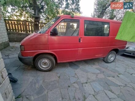 Красный Фольксваген Transporter, объемом двигателя 1.9 л и пробегом 360 тыс. км за 3700 $, фото 1 на Automoto.ua