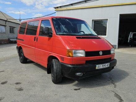 Фольксваген Transporter 2002 в Харькове на Automoto.ua Красный Фольксваген Transporter, объемом двигателя 1.9 л и пробегом 258 тыс. км за 7200 $, фото 1 на Automoto.ua