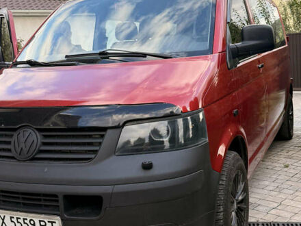 Червоний Фольксваген Transporter, об'ємом двигуна 2.46 л та пробігом 356 тис. км за 8800 $, фото 1 на Automoto.ua